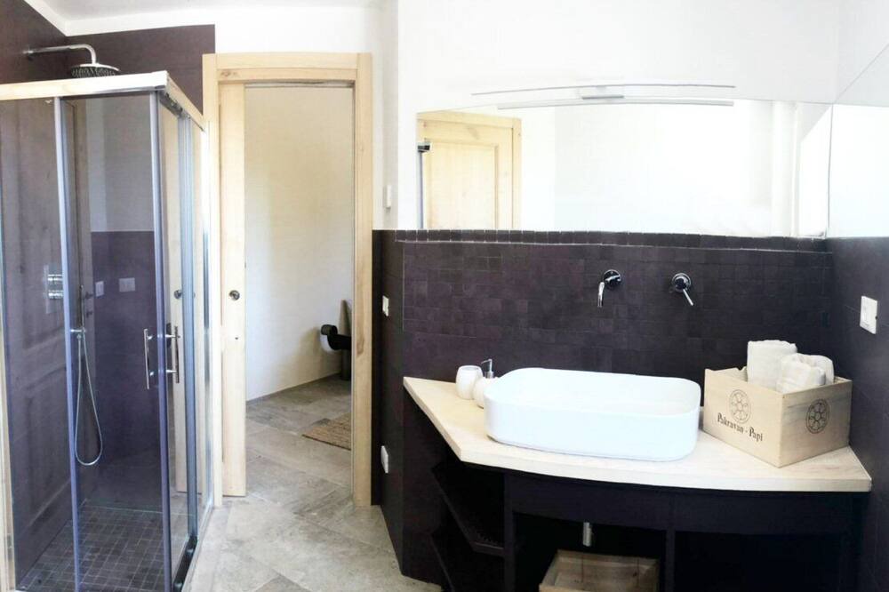 Photo of Bathroom in Cecina