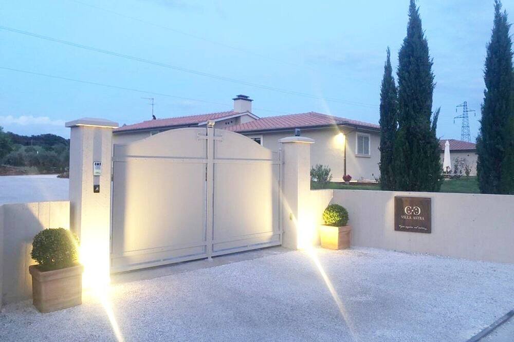 Photo of Outdoor in Cecina