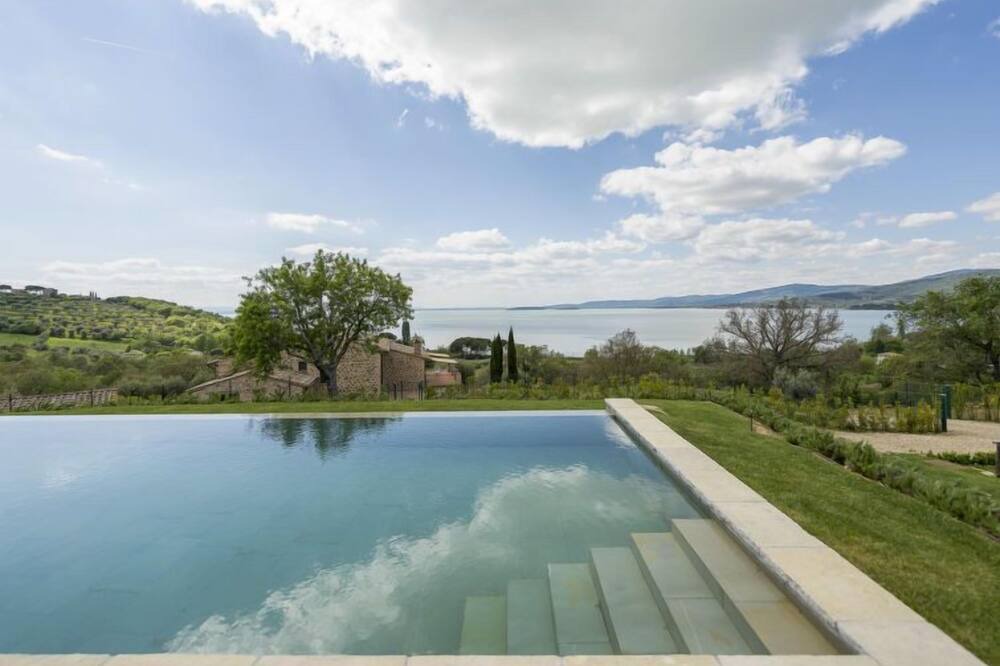 Photo of Outdoor in Torricella