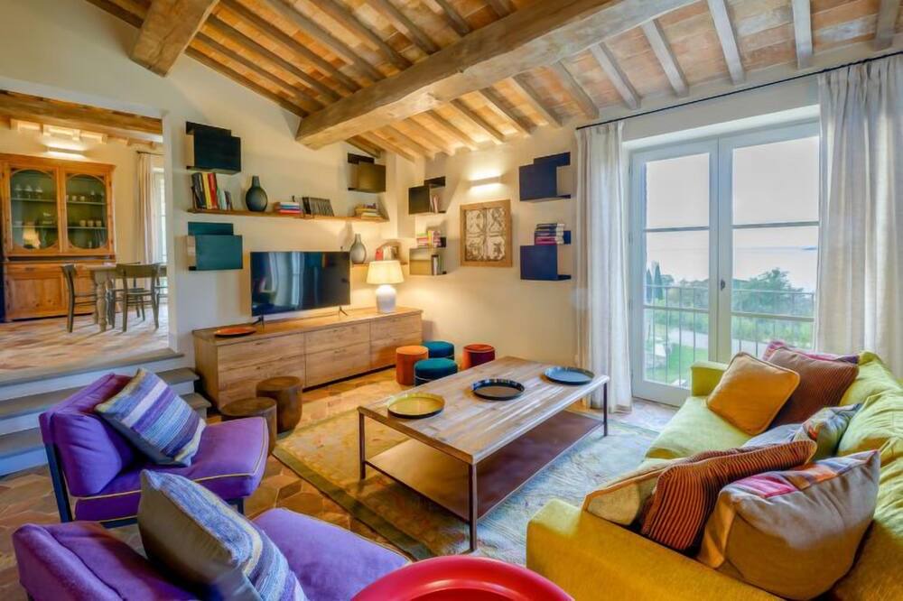 Photo of Livingroom in Torricella