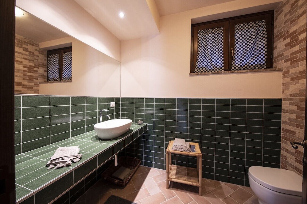 Photo of Bathroom in Castelraimondo