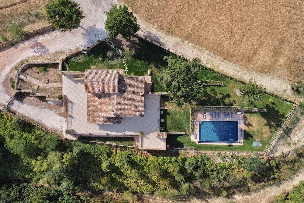 Photo of Outdoor in Castelraimondo