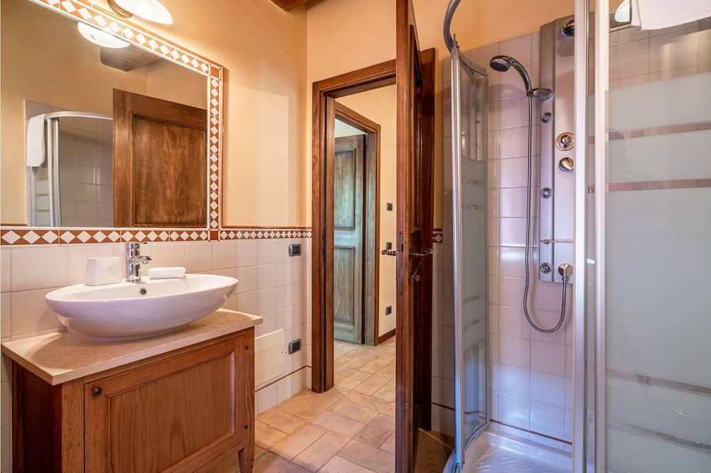 Photo of Bathroom in Camerino