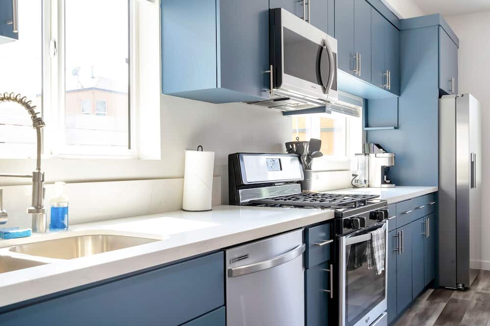 Photo of Kitchen in Montebello