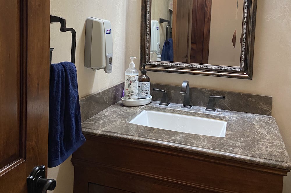 Photo of Bathroom in Rancho Cucamonga