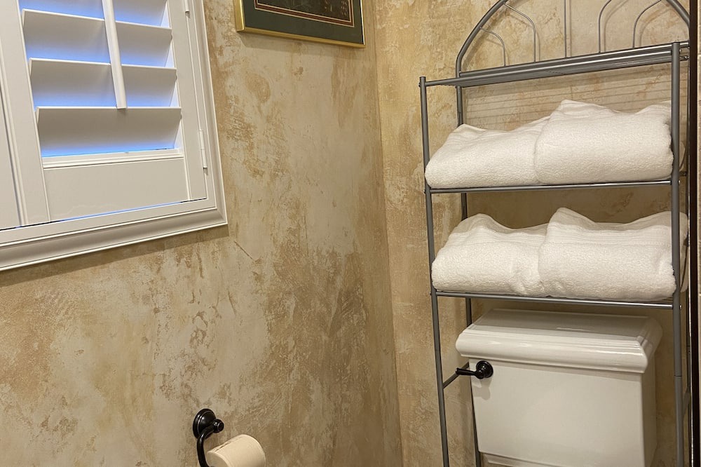 Photo of Bathroom in Rancho Cucamonga