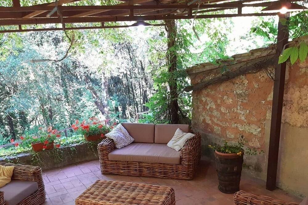 Photo of Patio Balcony in Simignano
