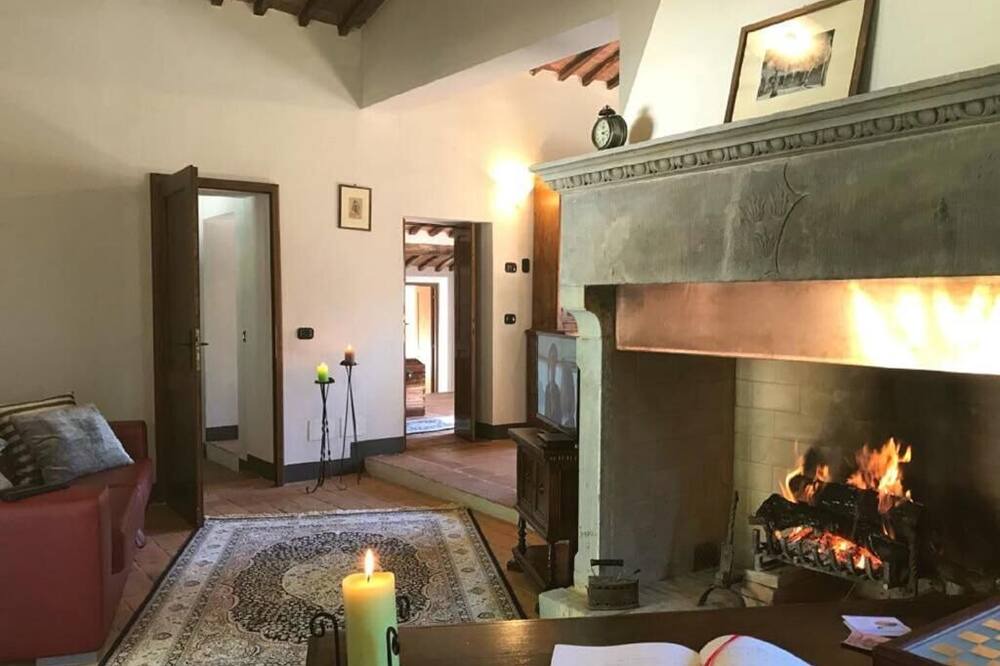 Photo of Bedroom in Simignano