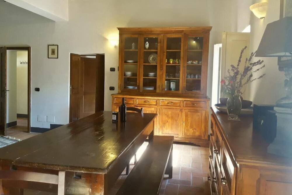 Photo of Kitchen in Simignano
