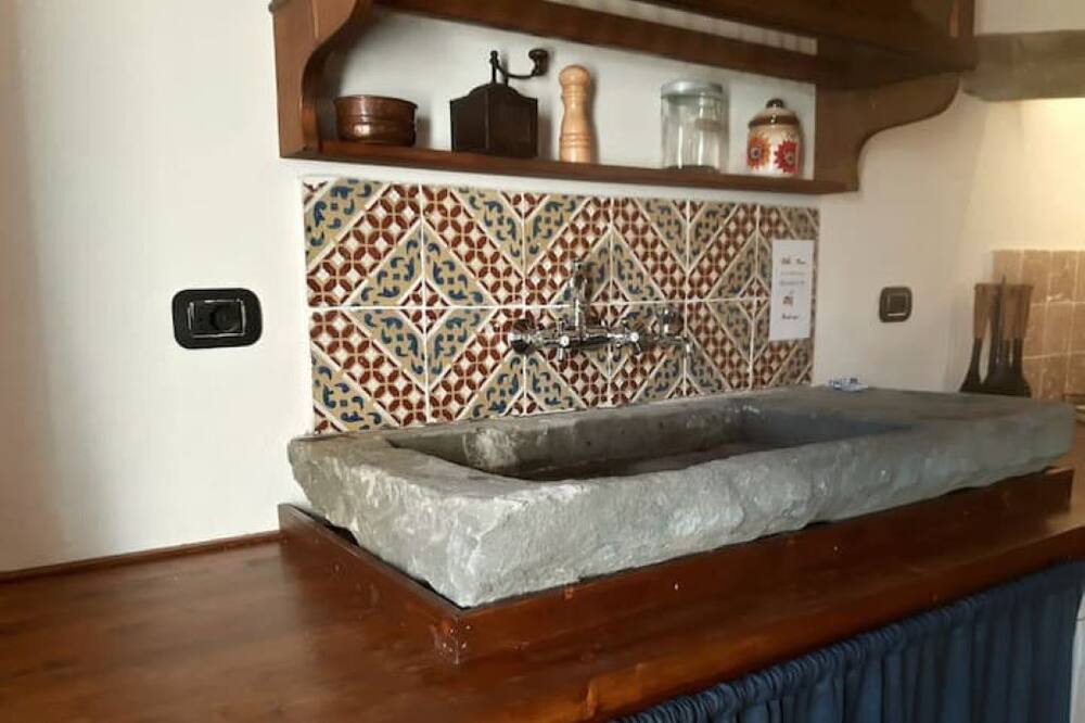 Photo of Bedroom in Simignano