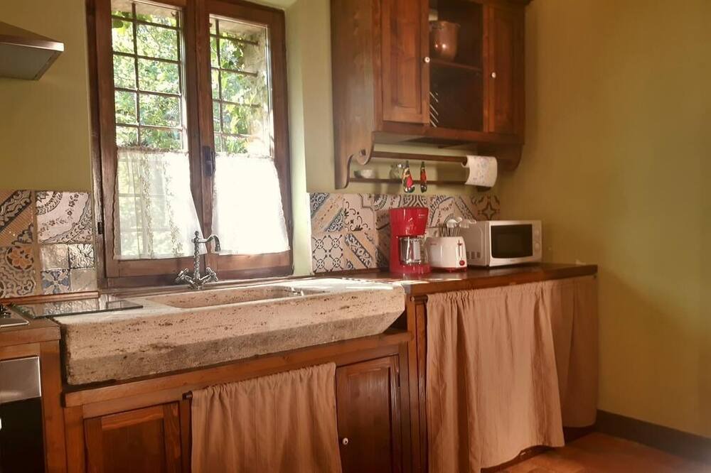 Photo of Kitchen in Simignano