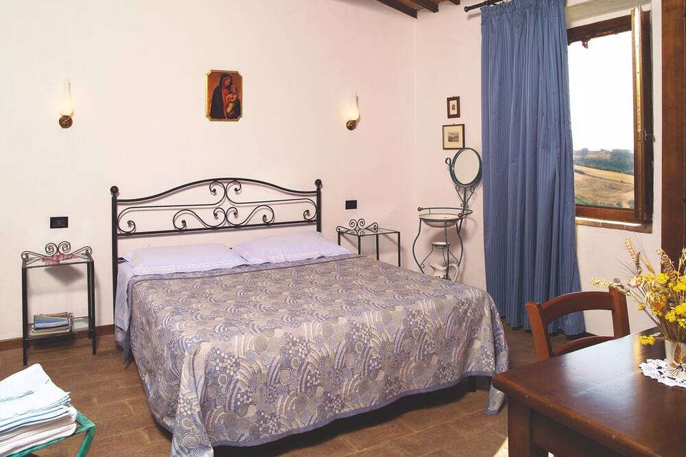 Photo of Bedroom in Castiglione d'Orcia