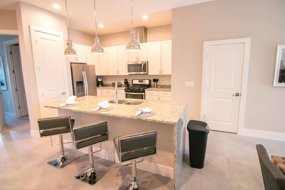 Photo of Kitchen in Crestwynd Bay