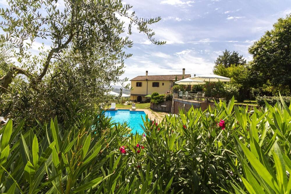Photo of Outdoor in Tarano