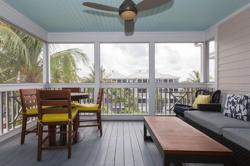 Photo of Livingroom in Key West
