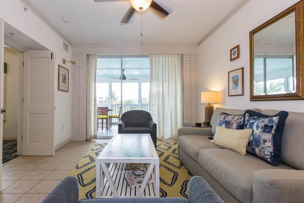 Photo of Livingroom in Key West