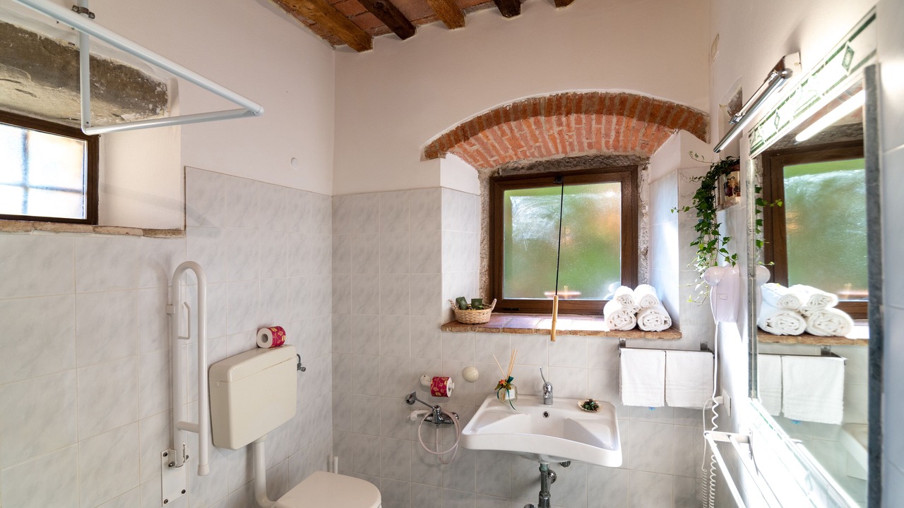 Photo of Bathroom in Casorbica-Salcotto