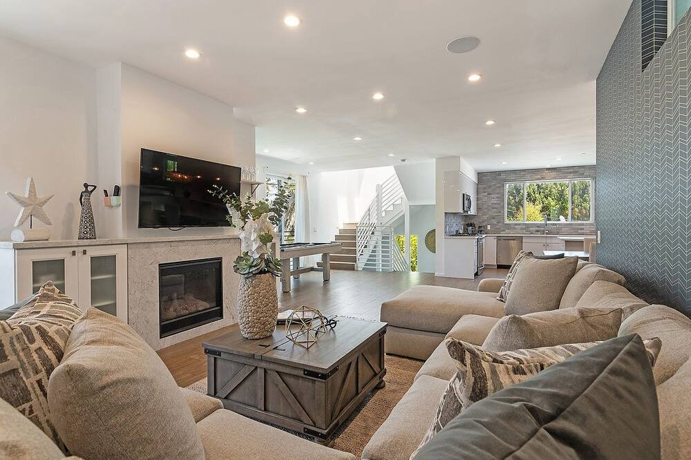 Photo of Livingroom in Pico - Robertson