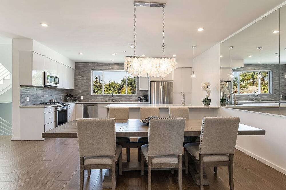 Photo of Kitchen in Pico - Robertson