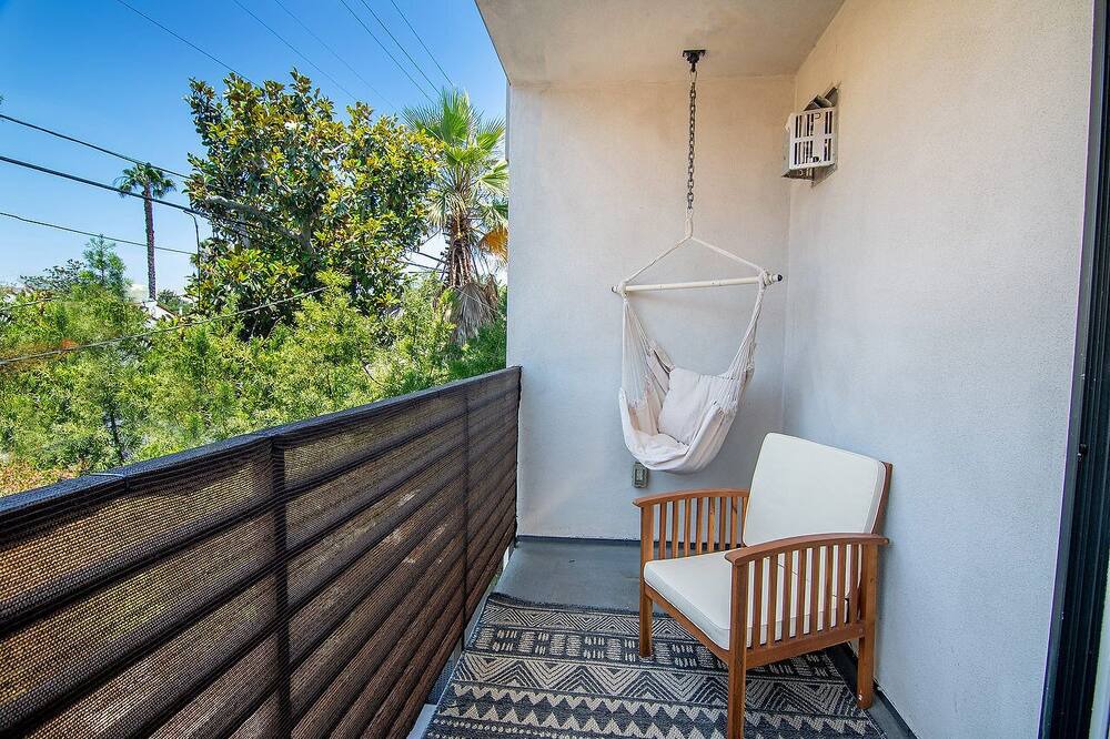 Photo of Patio Balcony in Pico - Robertson