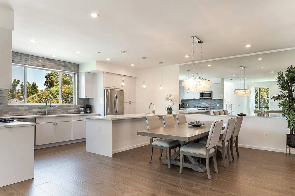 Photo of Kitchen in Pico - Robertson