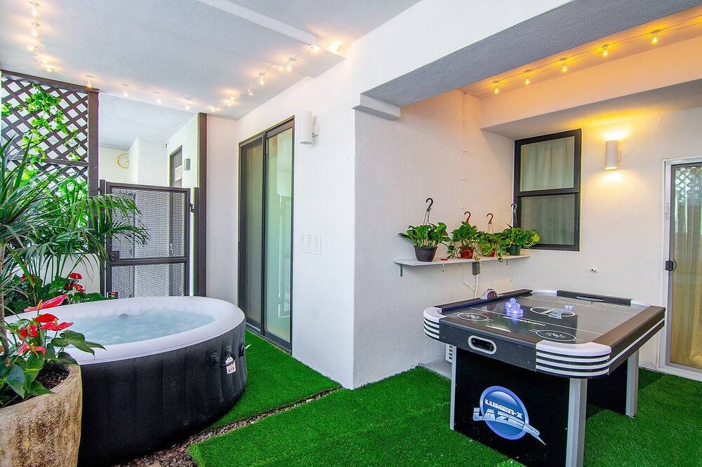 Photo of Bathroom in Pico - Robertson
