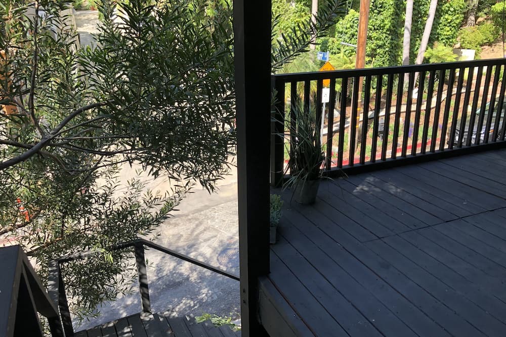Photo of Others in Beverly Glen