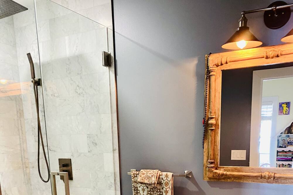 Photo of Bathroom in Old Town