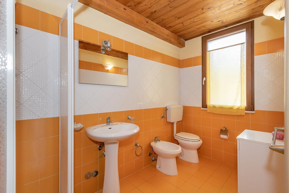 Photo of Bathroom in Bibbona