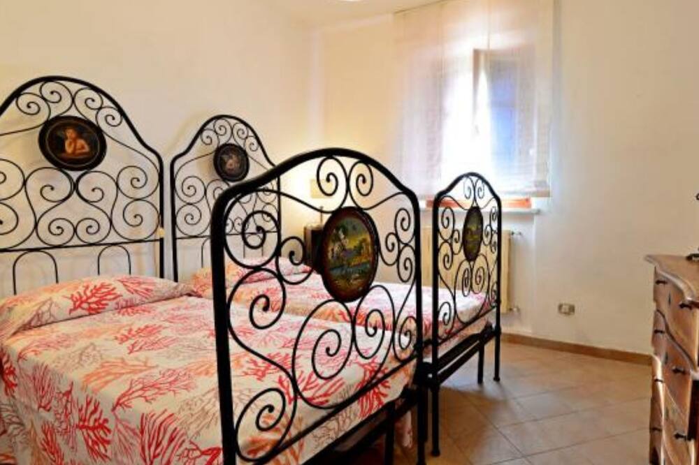 Photo of Bedroom in Capoliveri