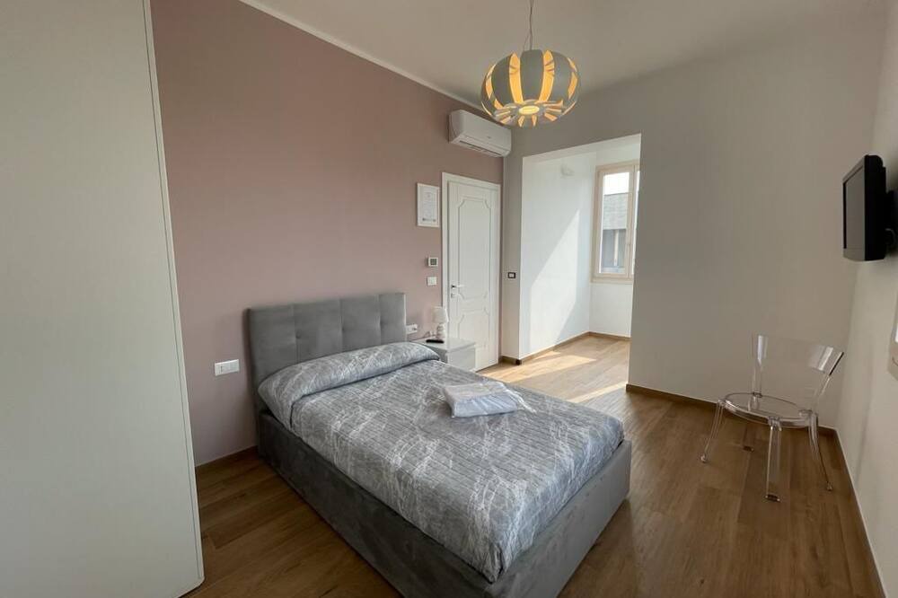 Photo of Bedroom in Funo