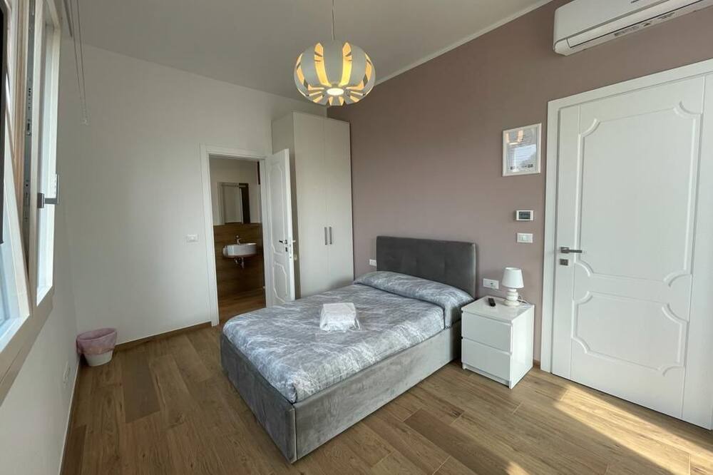 Photo of Bedroom in Funo