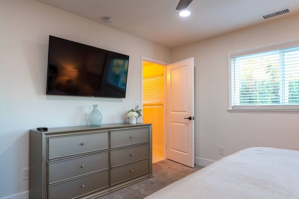Photo of Bedroom in Fallbrook
