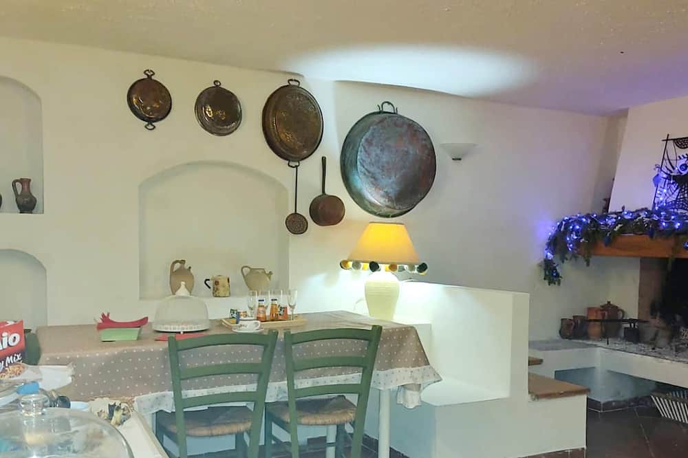 Photo of Livingroom in Tollo