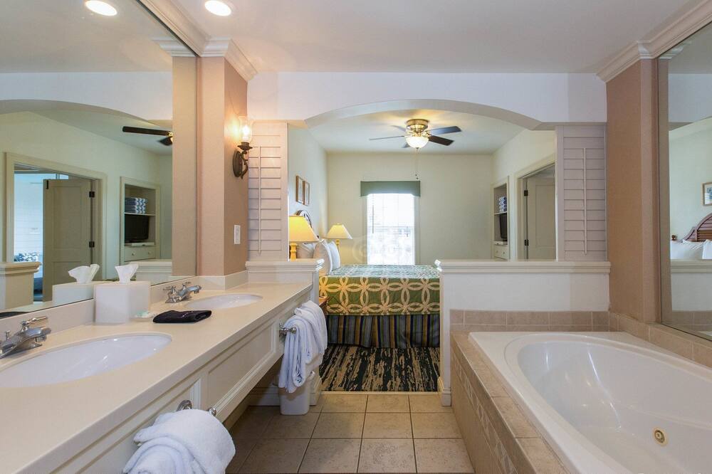 Photo of Bathroom in New Town