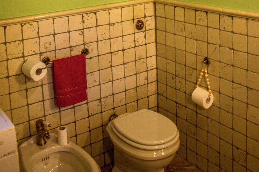 Photo of Bathroom in Montecampano