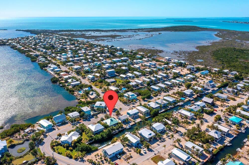 Photo of Outdoor in Breezeswept Beach Estates