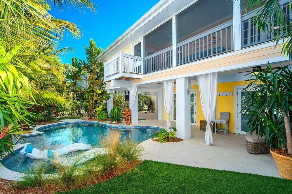 Photo of Outdoor in Breezeswept Beach Estates