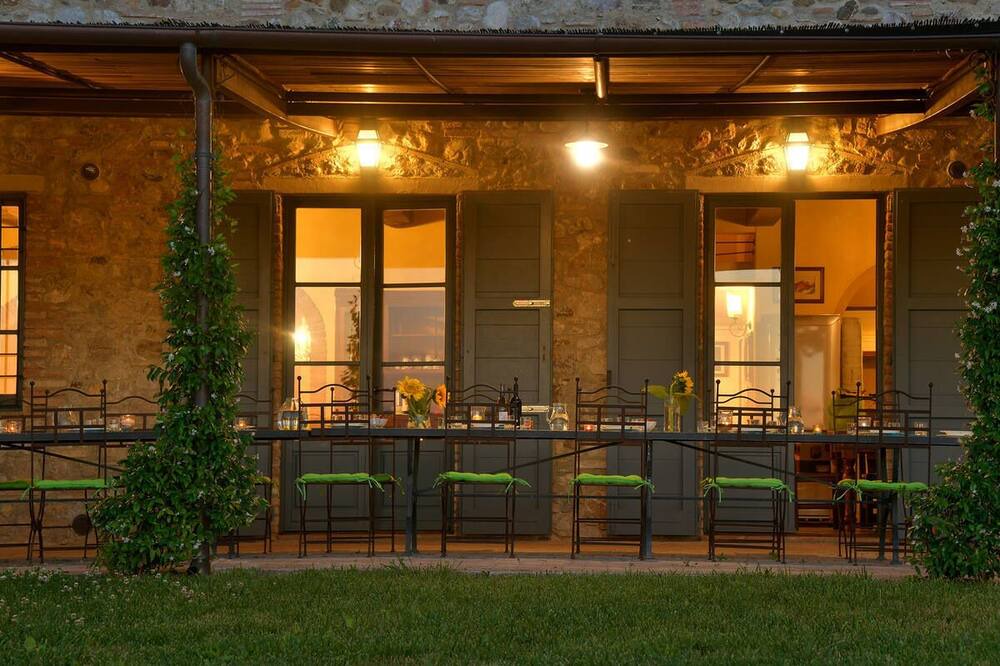 Photo of Patio Balcony in Bibbona