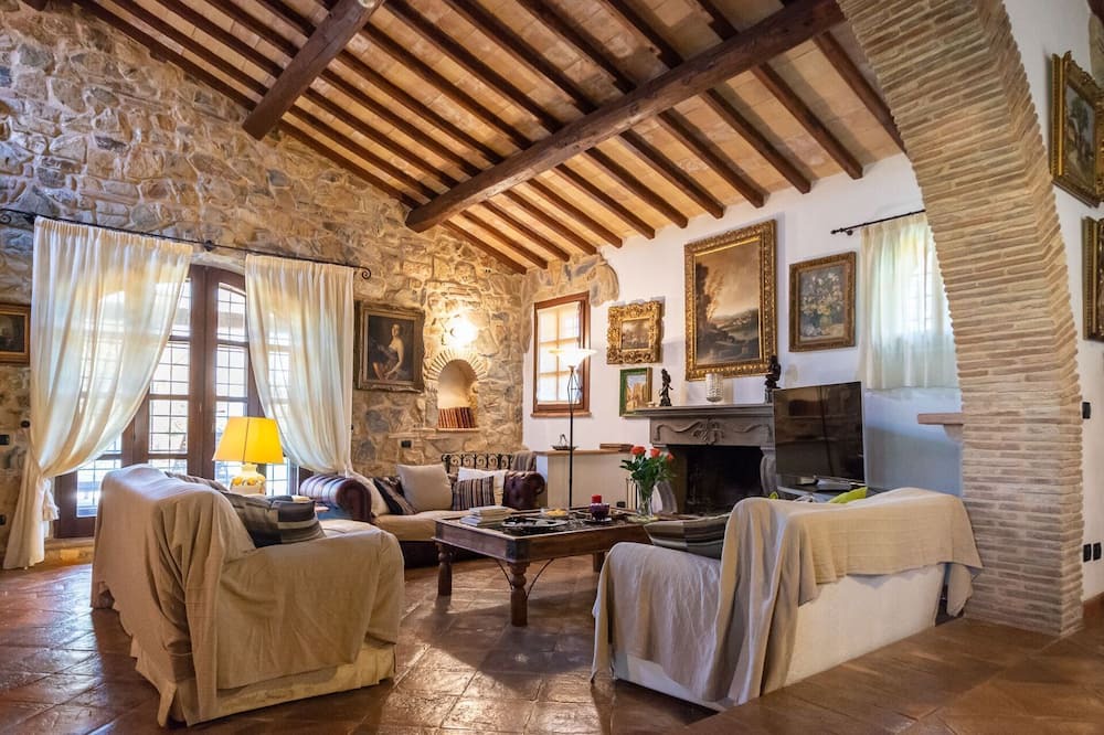 Photo of Bedroom in Capalbio
