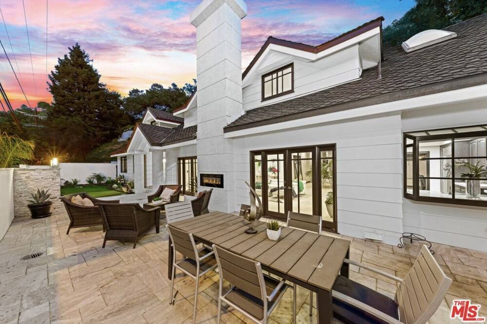 Photo of Patio Balcony in Beverly Glen