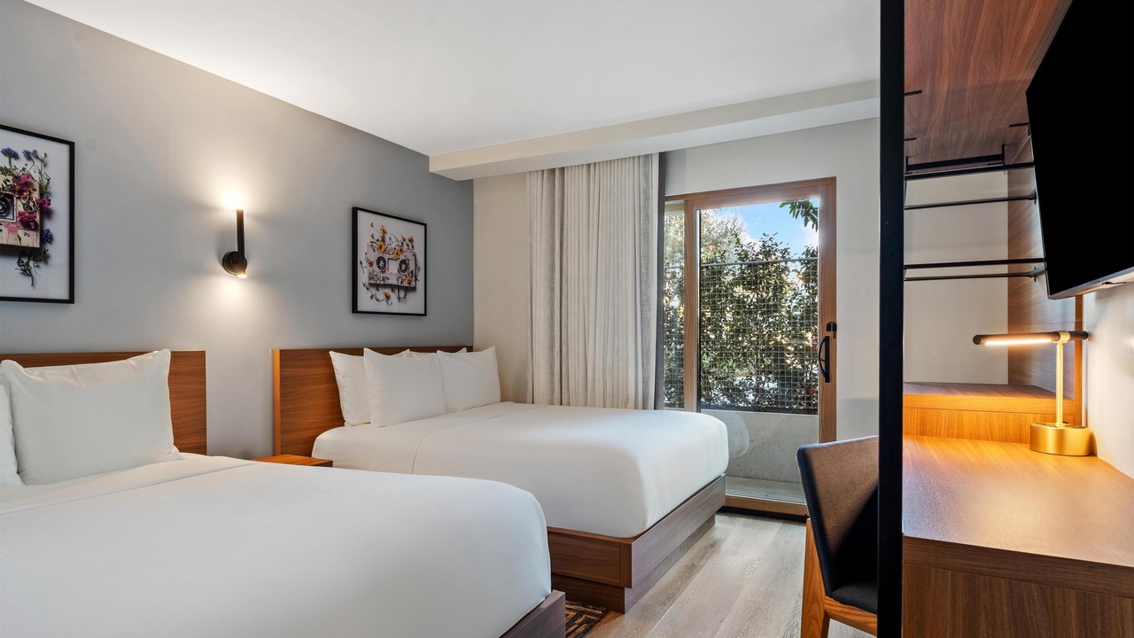 Photo of Bedroom in Inglewood