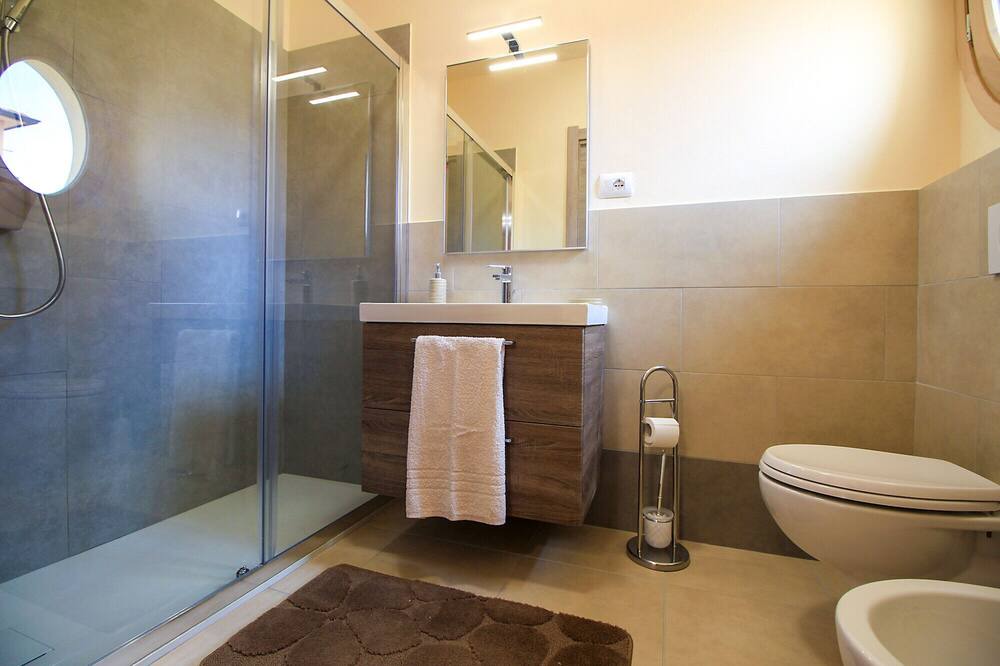 Photo of Bathroom in Orbetello