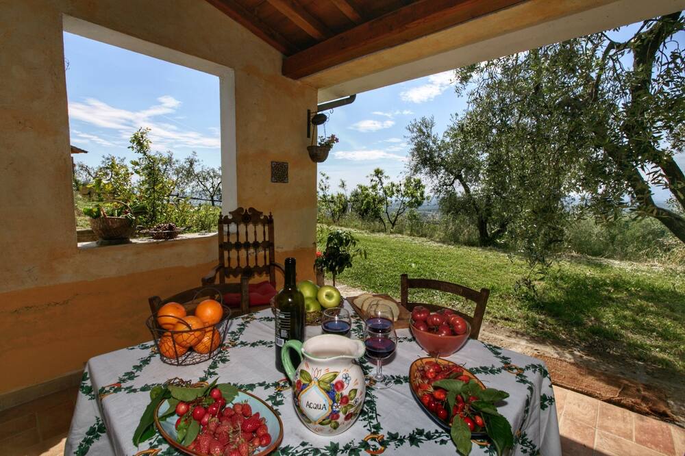 Photo of Patio Balcony in Graffignano