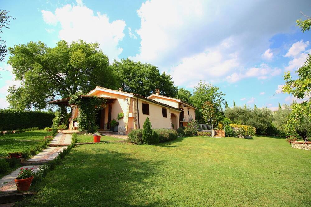 Photo of Outdoor in Selci