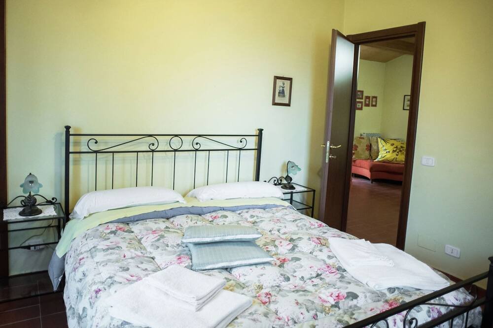 Photo of Bedroom in Paciano