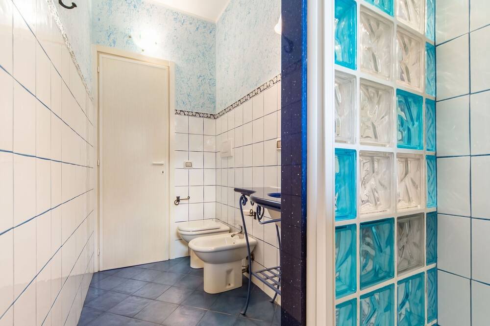 Photo of Bathroom in Torgiano