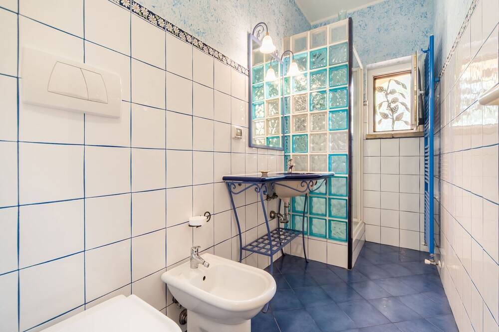 Photo of Bathroom in Torgiano