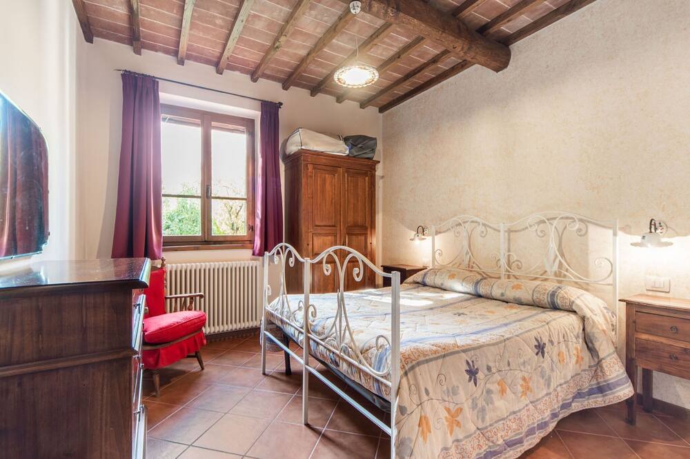 Photo of Bedroom in Torgiano