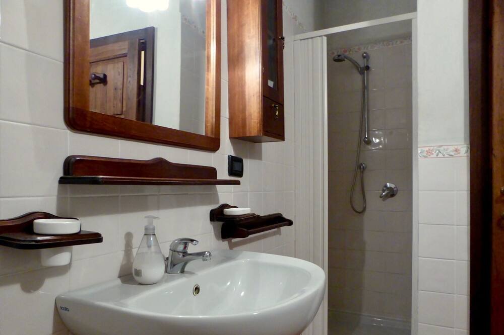Photo of Bathroom in Montecastelli
